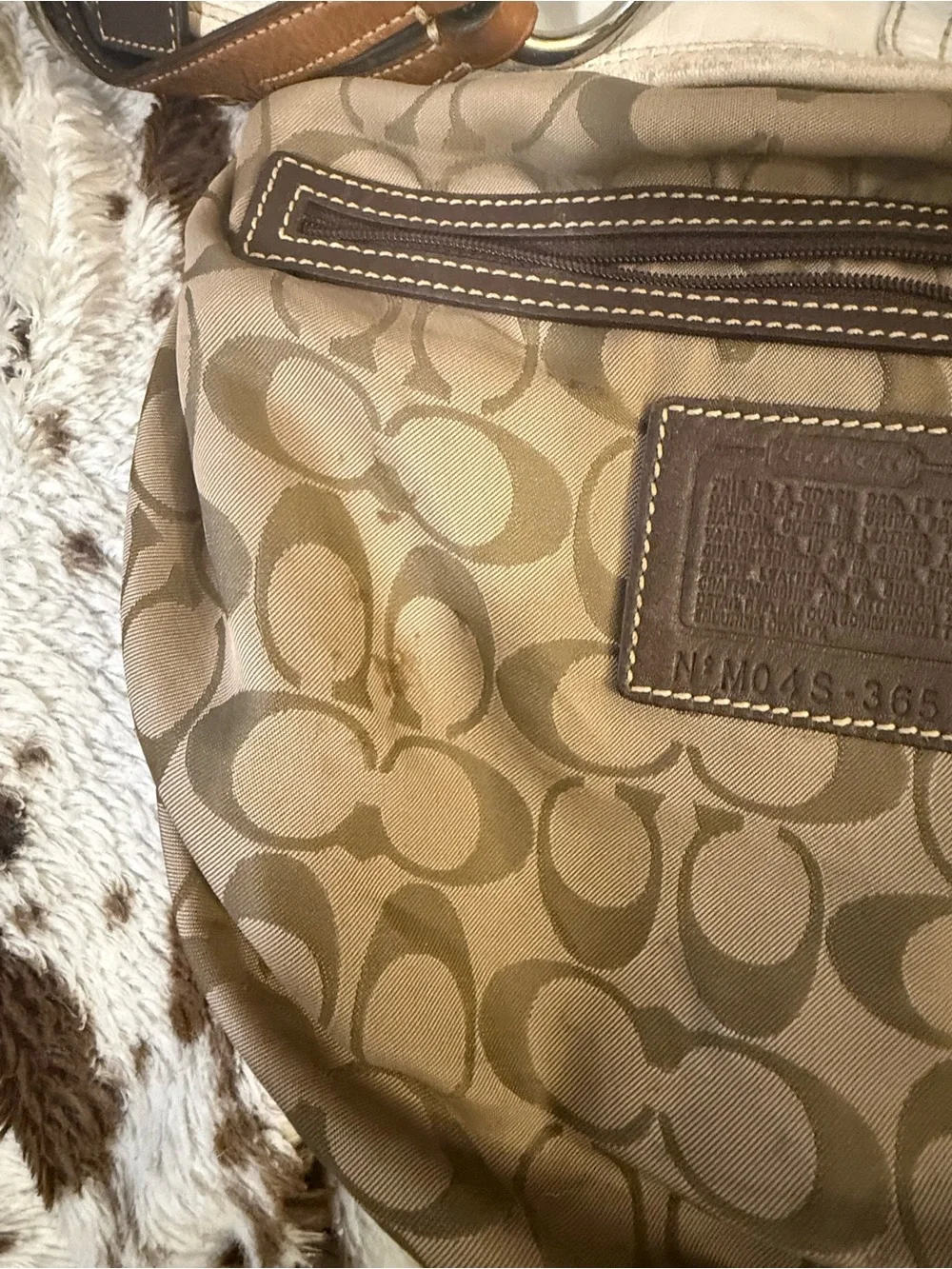 Coach Women’s Cream White Leather Soho Hobo Bag with camel strap Y2K